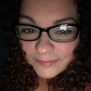 Meet your Posher, Paula